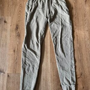 MATE The Label Green Sweatpants Joggers Size S